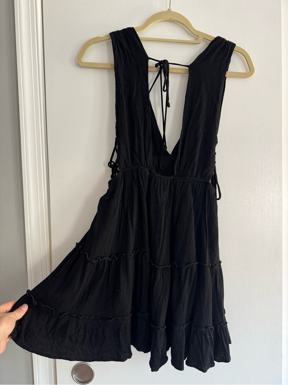 Black V-Neck Tiered Summer Dress - Picture 2 of 3
